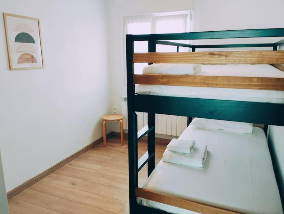 Precioso Apartamento En Pamplona Junto Al Centro Exterior photo